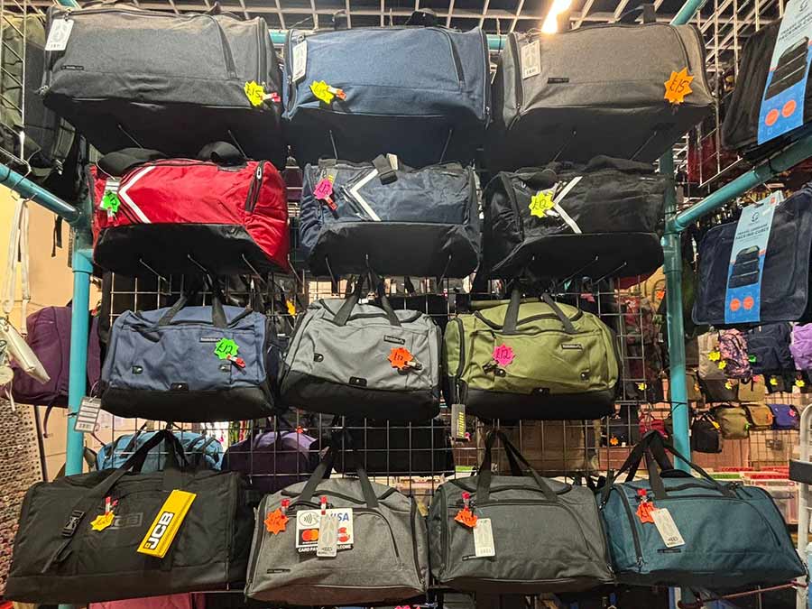 Hat City - Chelmsford Retail Market - holdalls