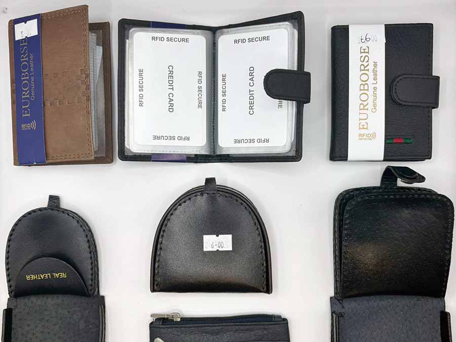 Hat City - Chelmsford Retail Market - card and coin holders