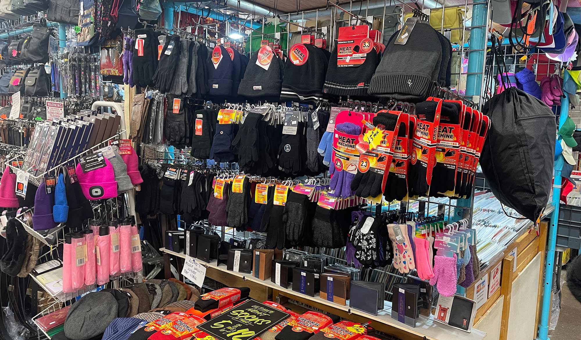 hat city - chelmsford indoor market - slide-3